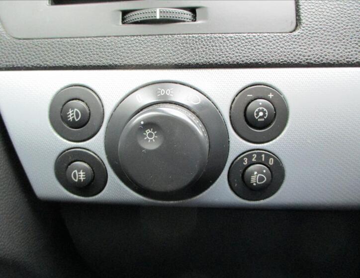 Opel Astra 12