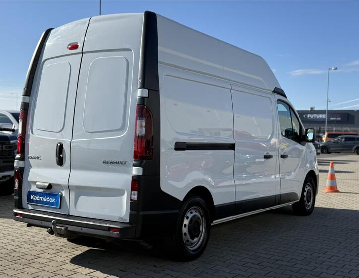 Renault Trafic 5