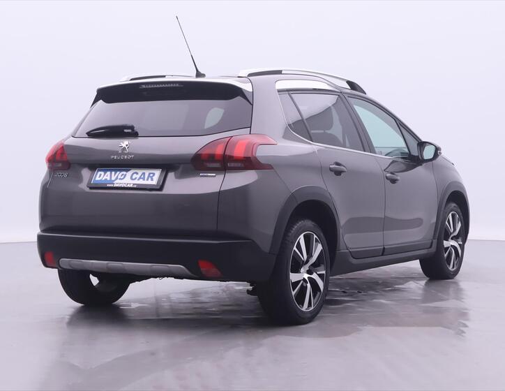 Peugeot 2008 7