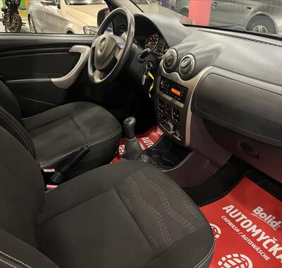 Dacia Sandero 23