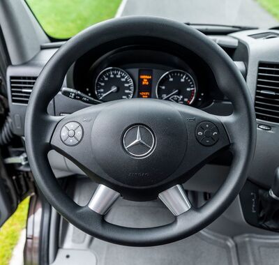 Mercedes-Benz Sprinter 6