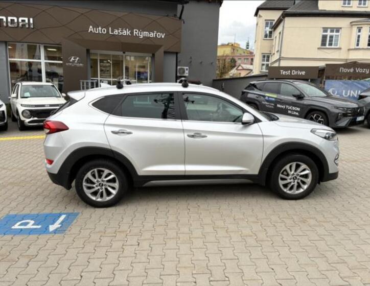 Hyundai Tucson 8
