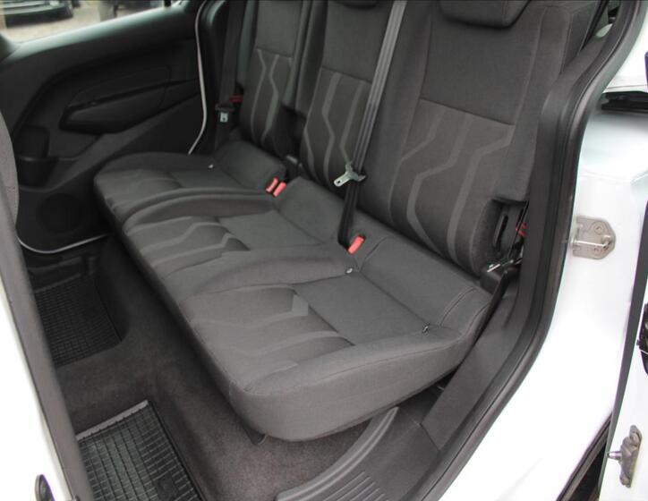Ford Tourneo Connect 19