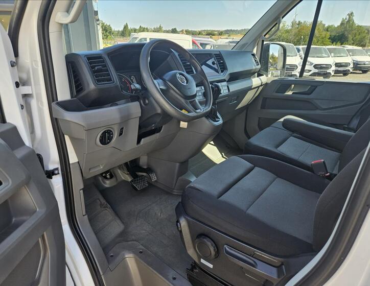 Volkswagen Crafter 9