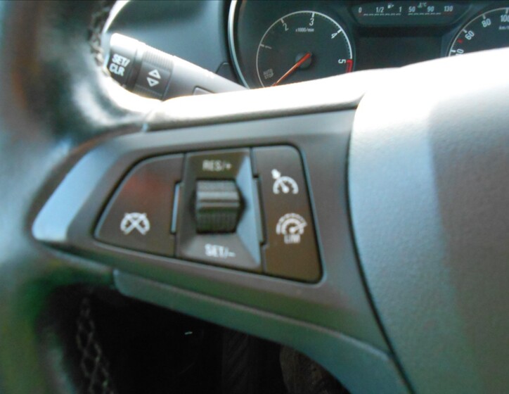 Opel Zafira 20
