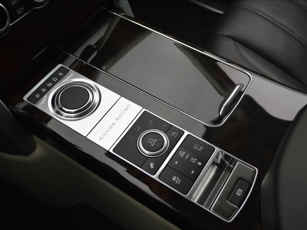 Land Rover Range Rover 30