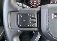 Land Rover Defender 63