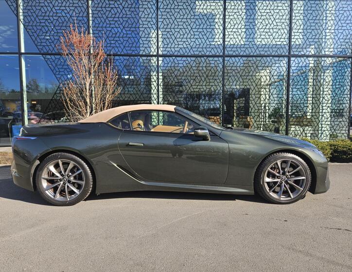 Lexus LC 500 27