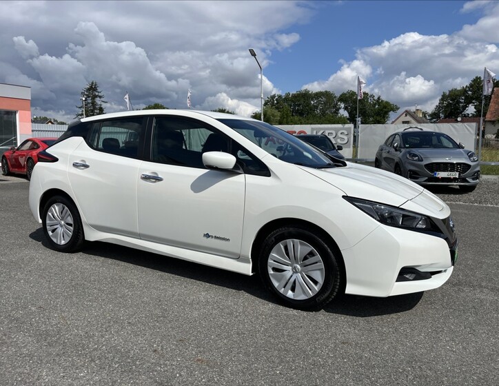 Nissan Leaf 2