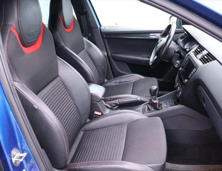 Škoda Octavia 12