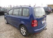 Volkswagen Touran 8