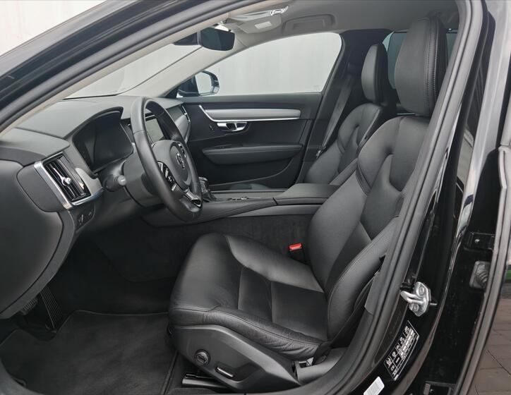 Volvo V90 3