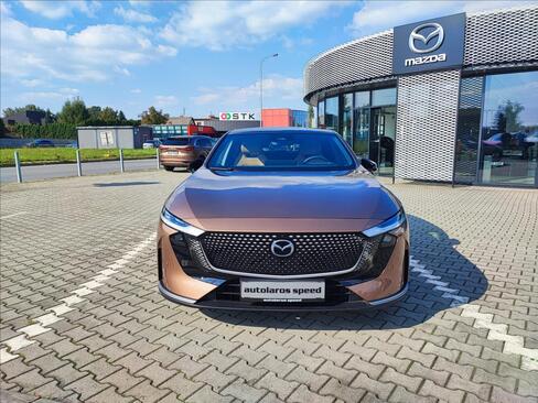 Mazda 6e