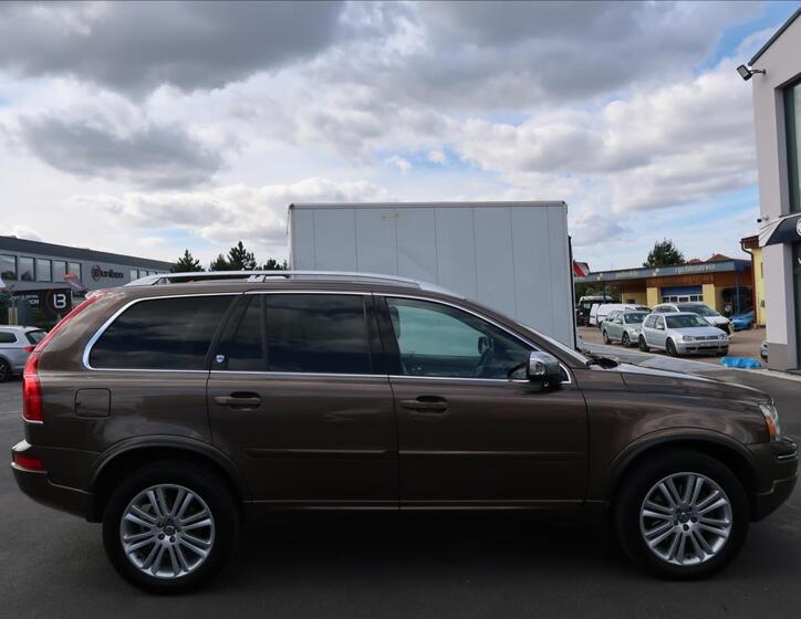 Volvo XC90 5