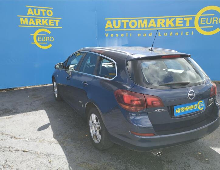 Opel Astra 4