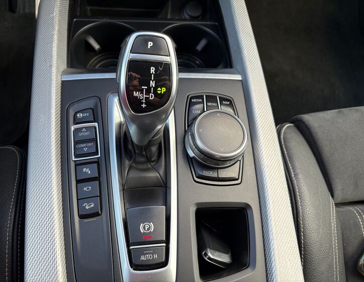 BMW X5 12