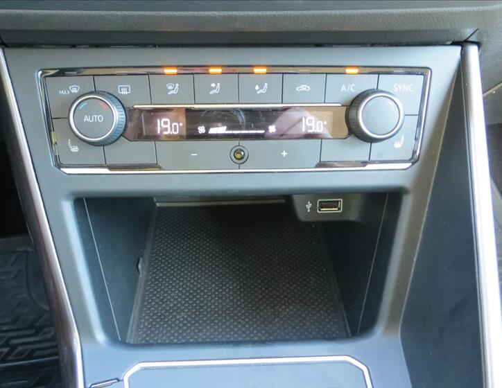 Volkswagen Polo 15