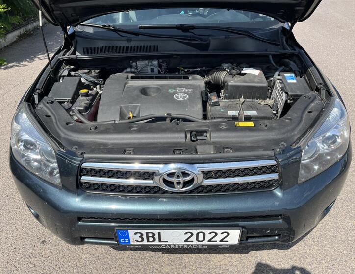 Toyota RAV4 30