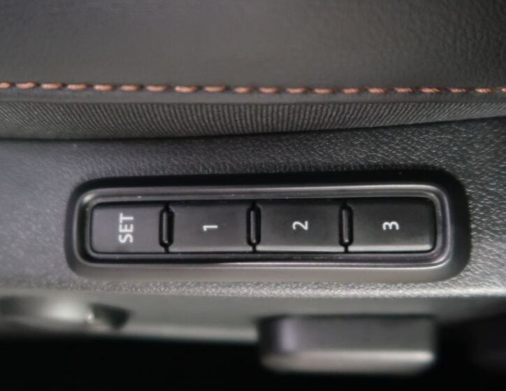 Cupra Leon 32