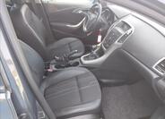 Opel Astra 8