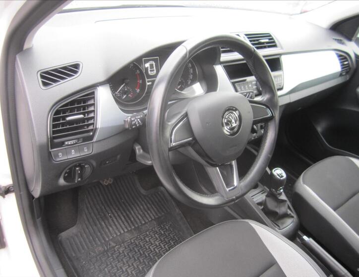 Škoda Fabia 10