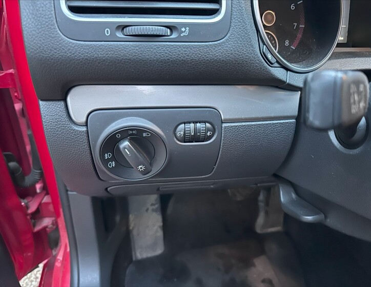 Volkswagen Golf 19