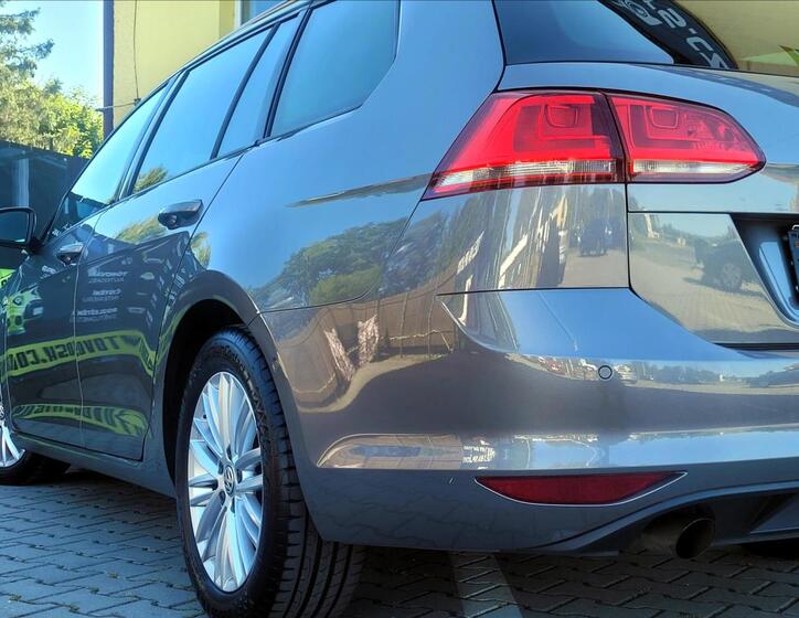 Volkswagen Golf 47