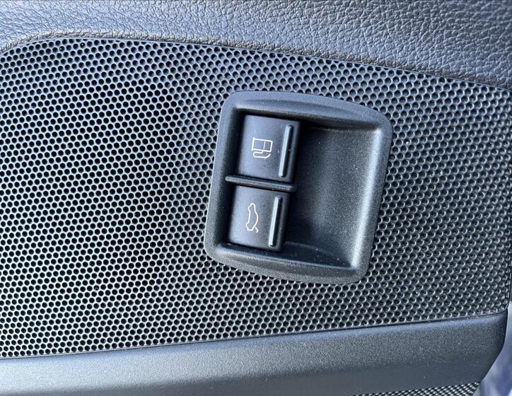 Volkswagen Passat 25