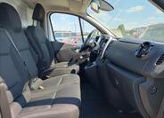 Renault Trafic 16
