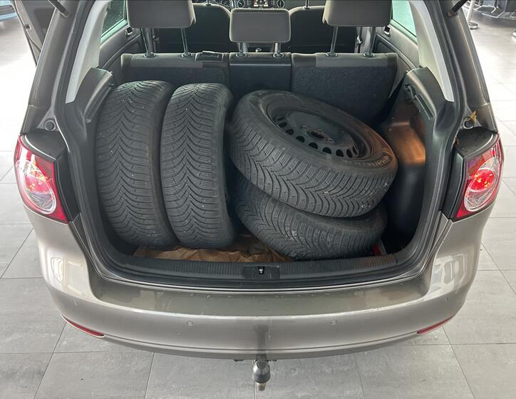 Volkswagen Golf Plus 23