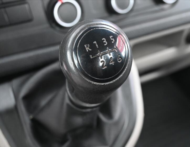 Volkswagen Transporter 19