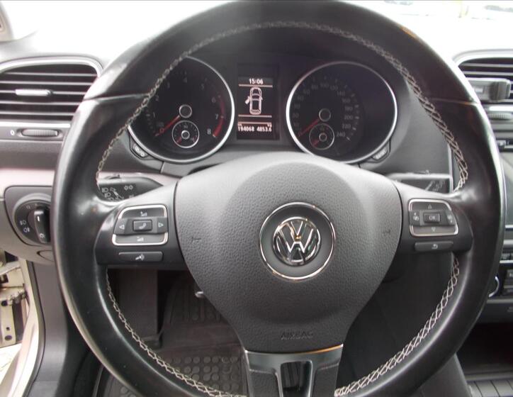 Volkswagen Golf 21