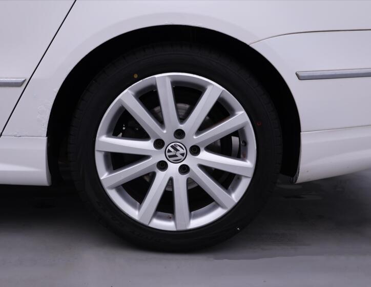 Volkswagen Passat 30