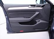 Volkswagen Passat 10