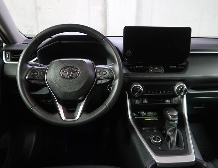 Toyota RAV4 16