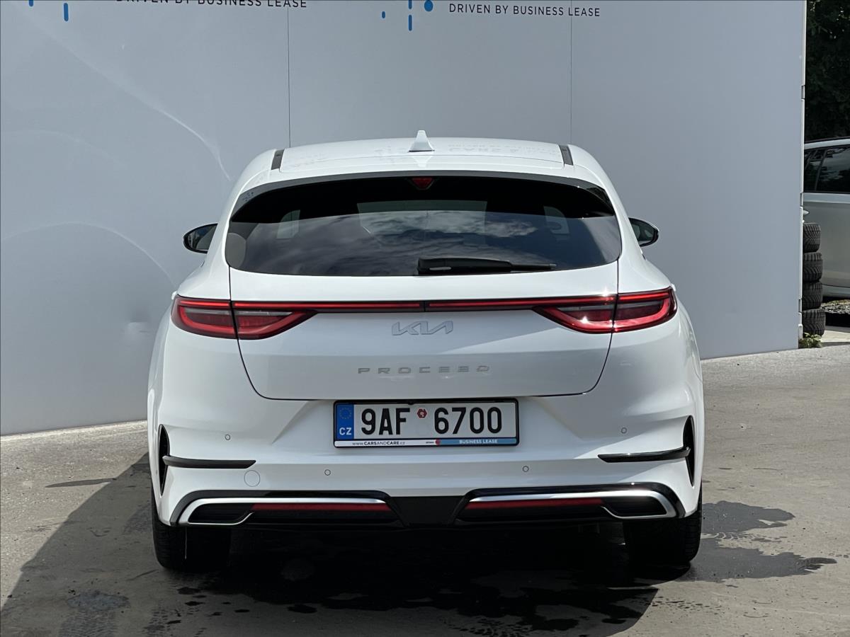 KIA ProCeed