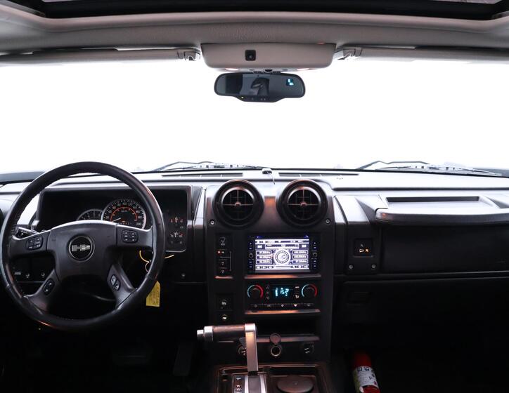 Hummer H2 29