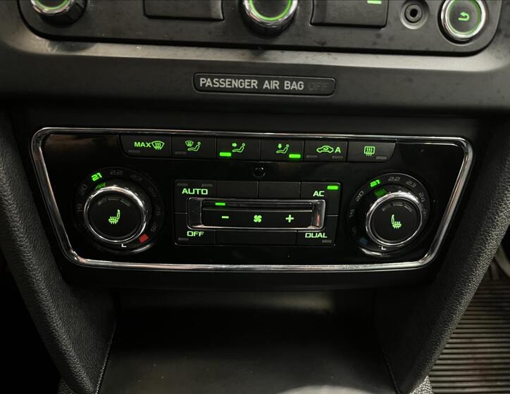 Škoda Superb 11