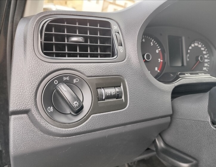 Volkswagen Polo 14