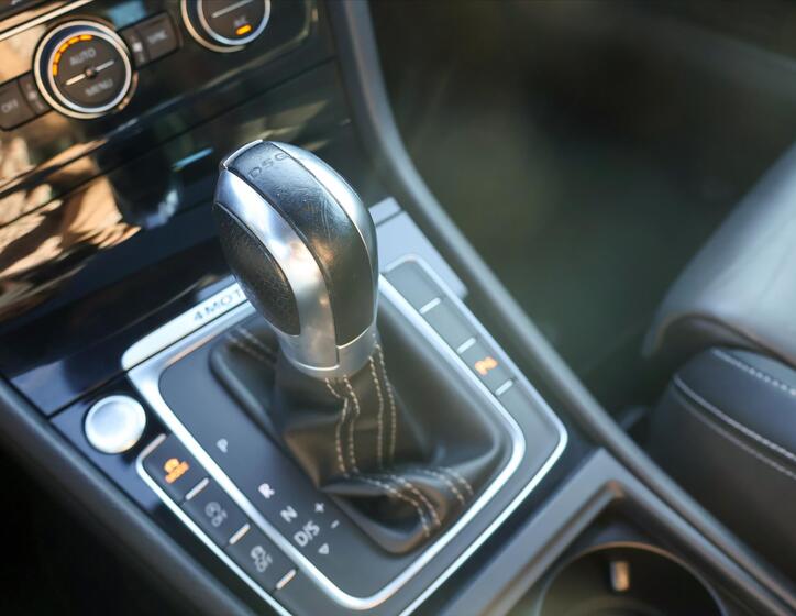 Volkswagen Golf 32