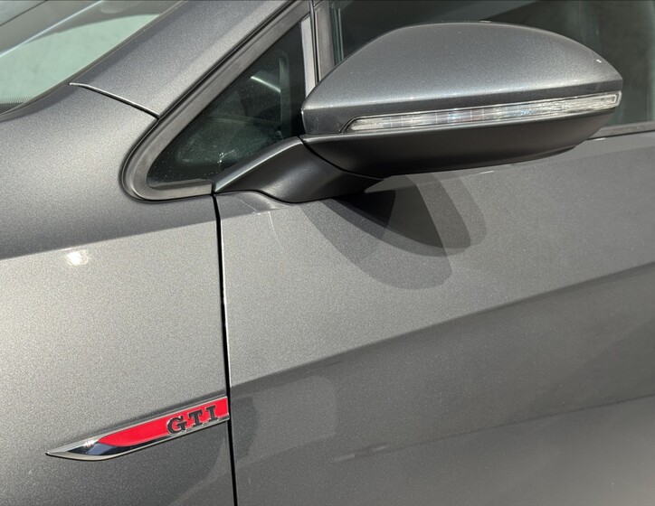 Volkswagen Golf 8