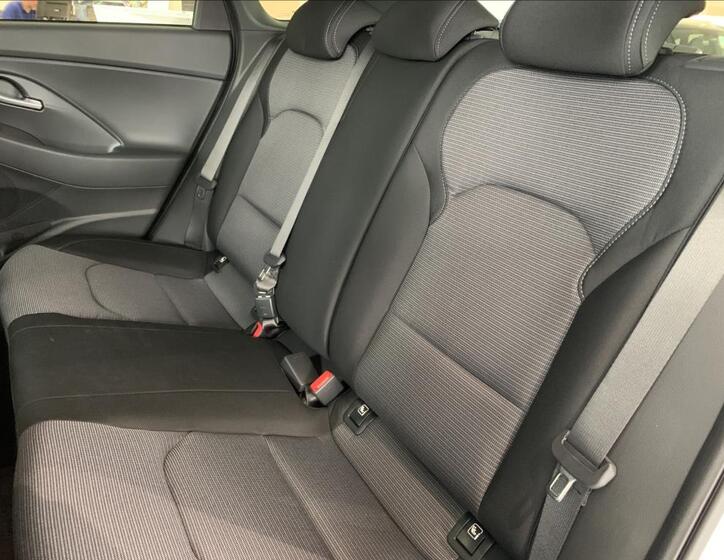 Hyundai i30 13