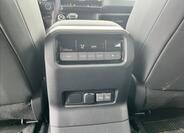 Toyota Land Cruiser 17