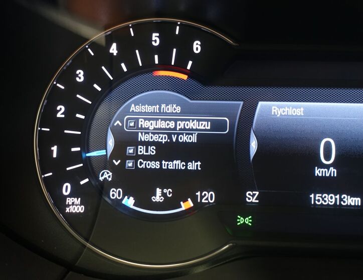 Ford S-MAX 11