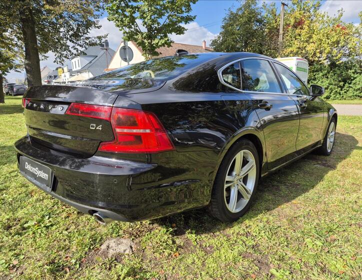 Volvo S90 5