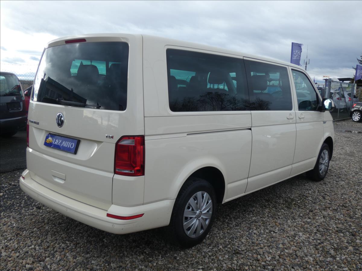 Volkswagen Caravelle