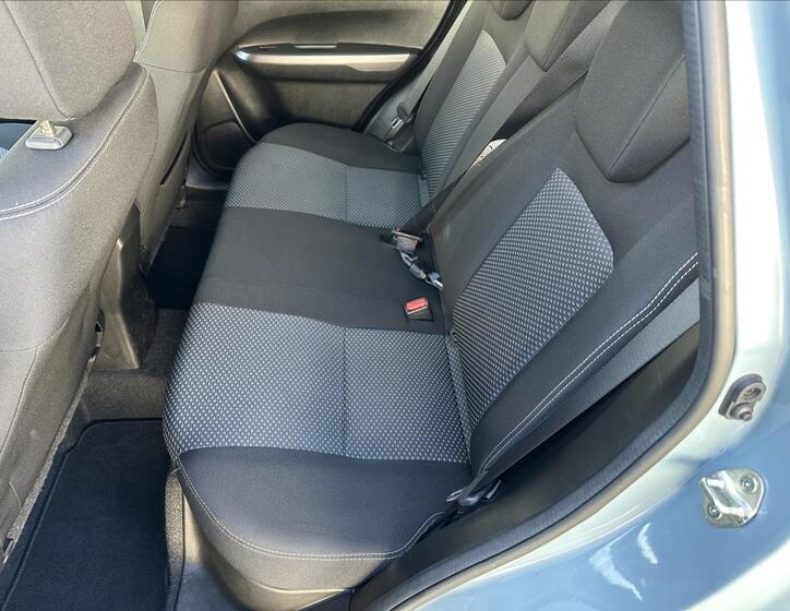 Suzuki Vitara 13