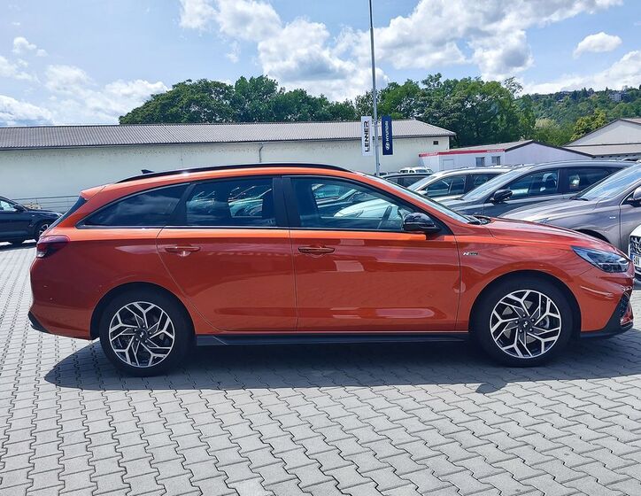 Hyundai i30 4