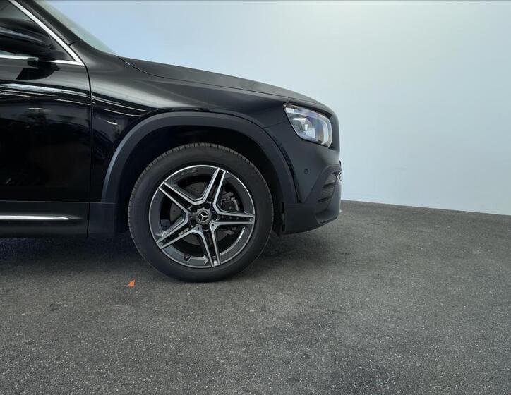 Mercedes-Benz GLB 22