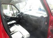 Renault Master 28